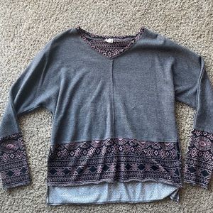 Super cute long sleeve!